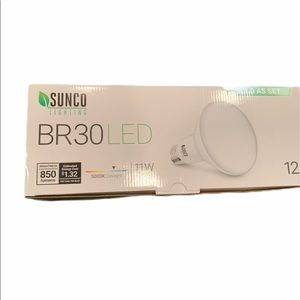 NWOT SUNCO BR30 LED 850 LUMENS 11W 12 BULBS
